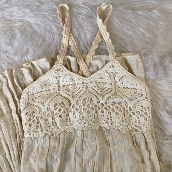 AEO • Dreamy Crochet Flowy Maxi Dress - Picture 3 of 13